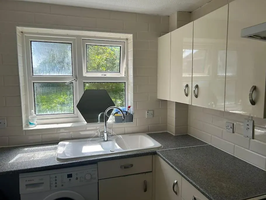 Apartment Spacious Two Bedrooms Dagenham United Kingdom